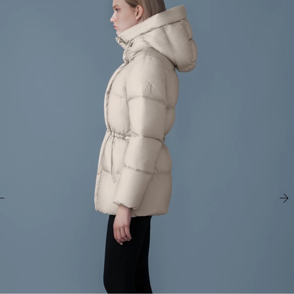 Mackage Women’s Beige Puffer Jacket - Picture 3 of 5